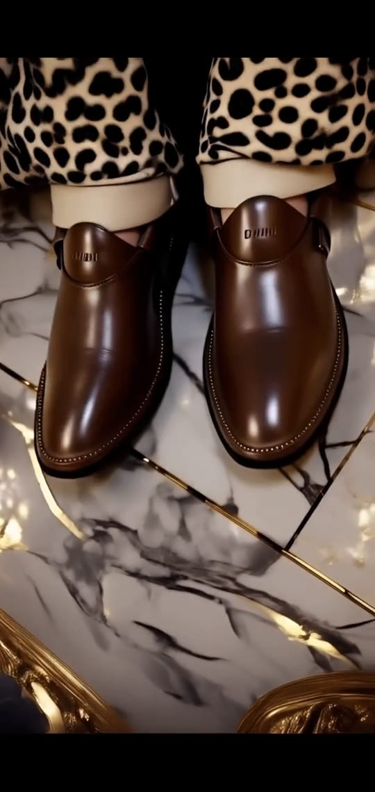 CHAPPAL BOOT ( EMLI )